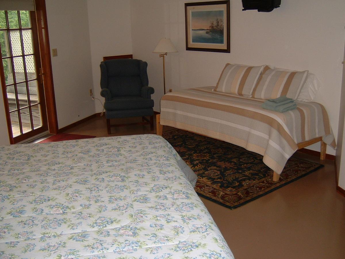 Breakfast On The Connecticut Bed & Breakfast Lyme Bagian luar foto