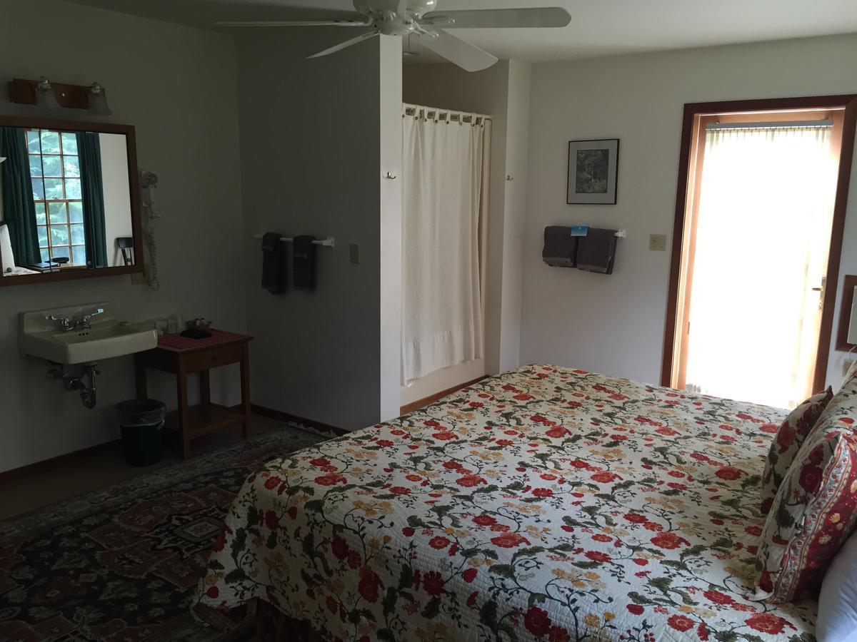 Breakfast On The Connecticut Bed & Breakfast Lyme Bagian luar foto