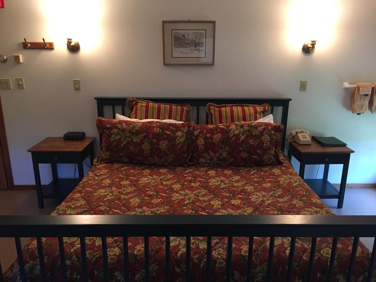 Breakfast On The Connecticut Bed & Breakfast Lyme Bagian luar foto