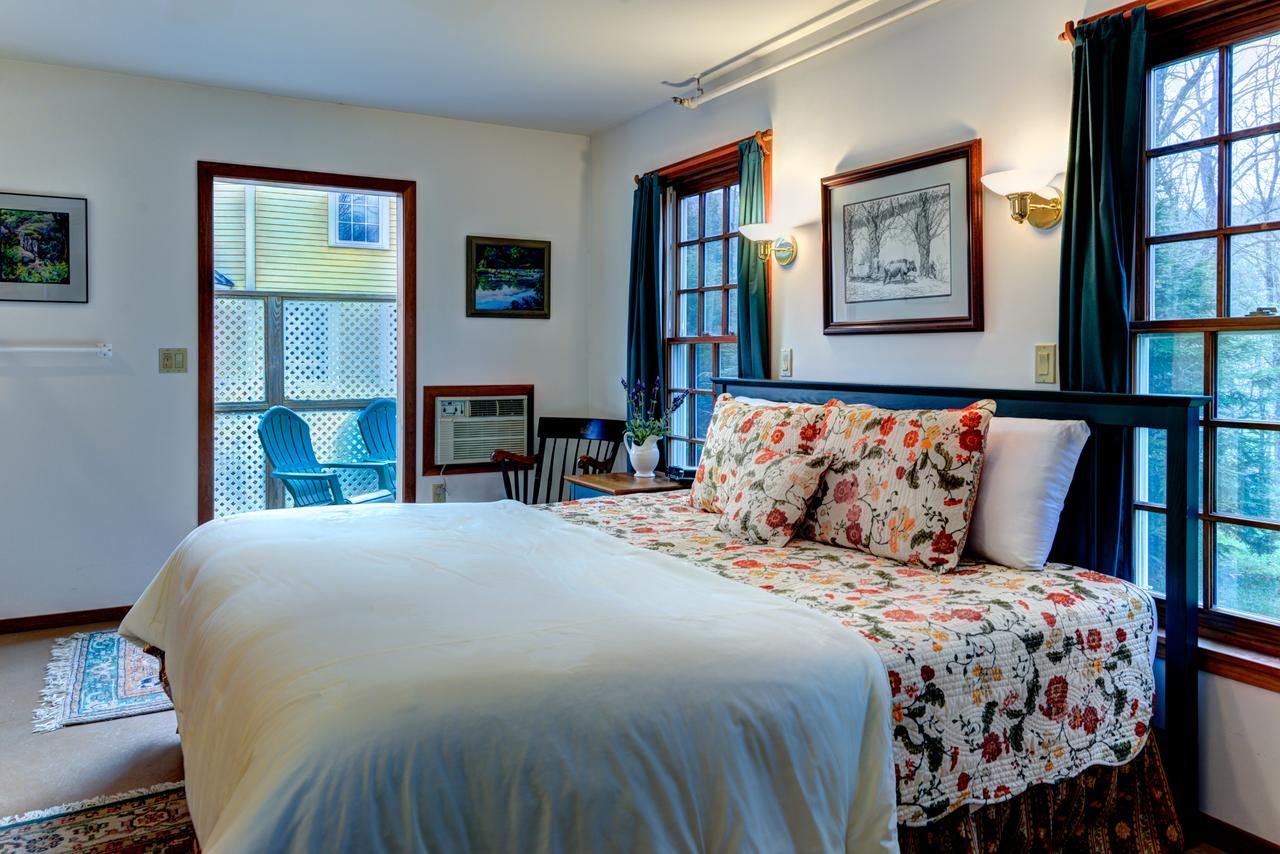 Breakfast On The Connecticut Bed & Breakfast Lyme Bagian luar foto